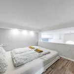 Casa Bella